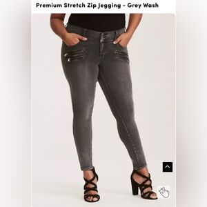 🆕 Torrid Premium Stretch Zip Jegging - Grey Wash size 18R